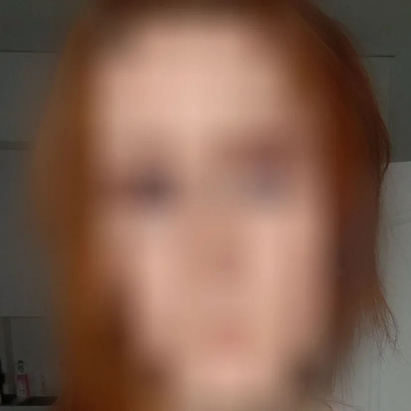 Emily, 22
