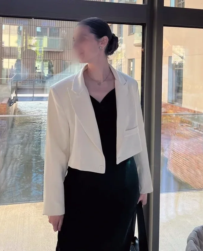 Fiona, 31
