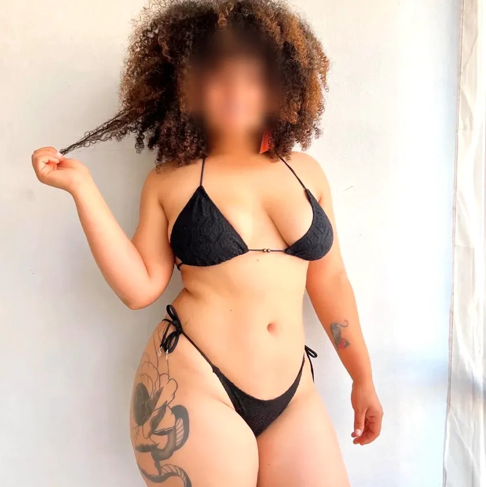 Marina, 30